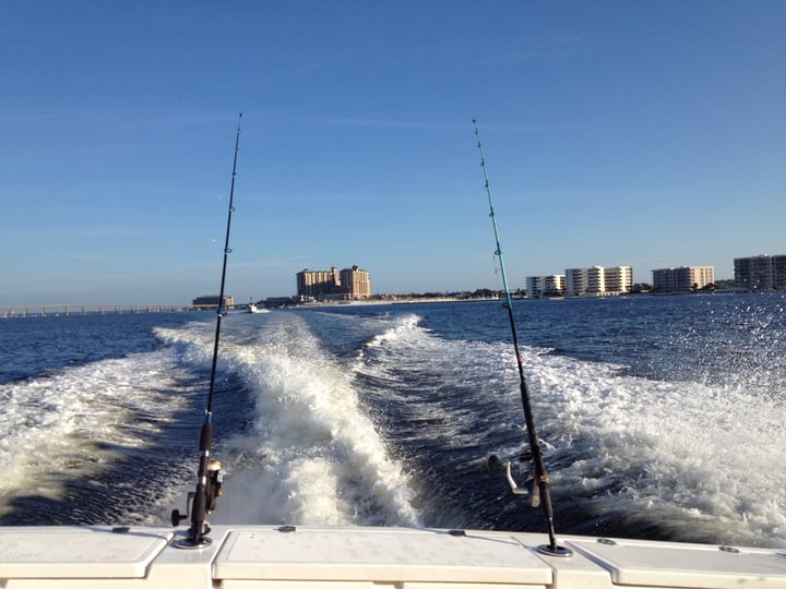 destin fishing boat and poles