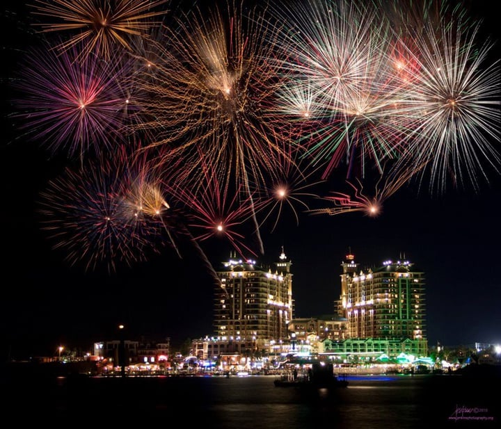 Destin harbor fireworks July 4th