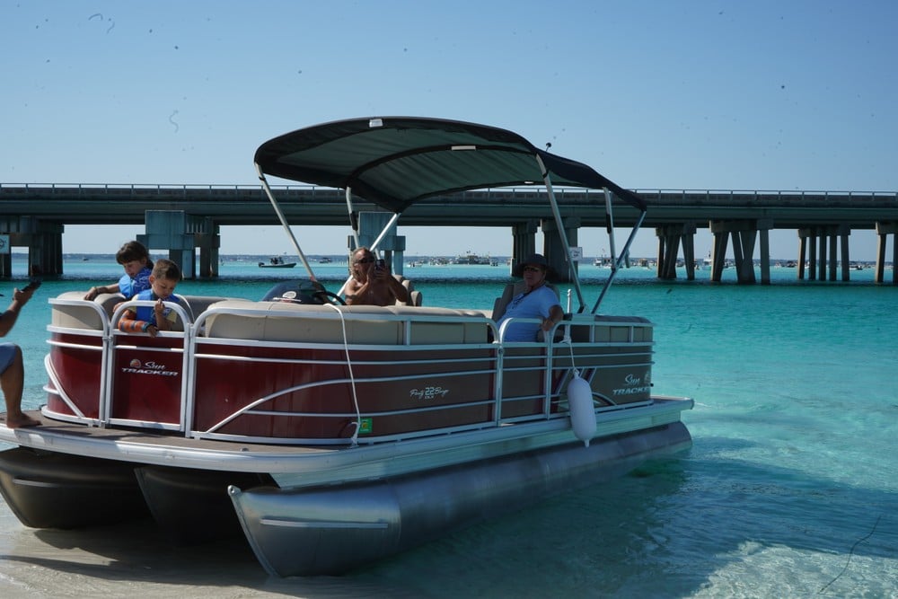 How To Drive a Pontoon Boat