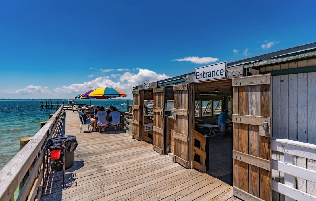 how to do lunch on the water in destin